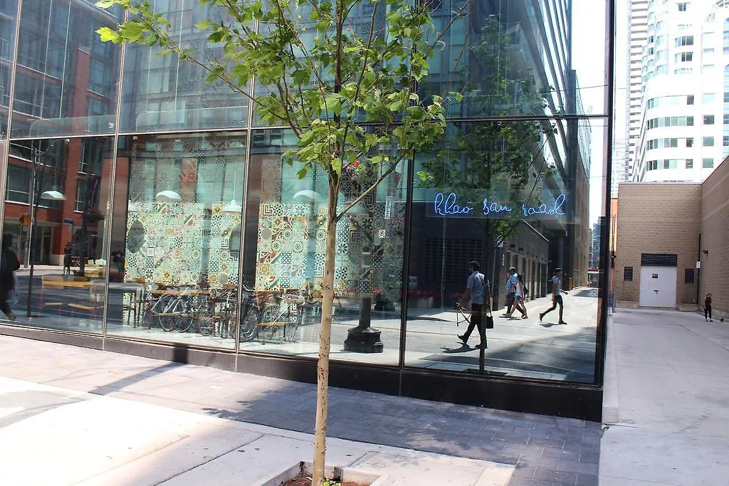 Applewood Suites - King & Spadina Toronto Apartment
