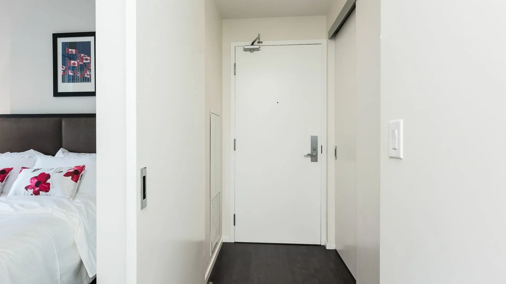 Applewood Suites - King & Spadina Toronto Apartment