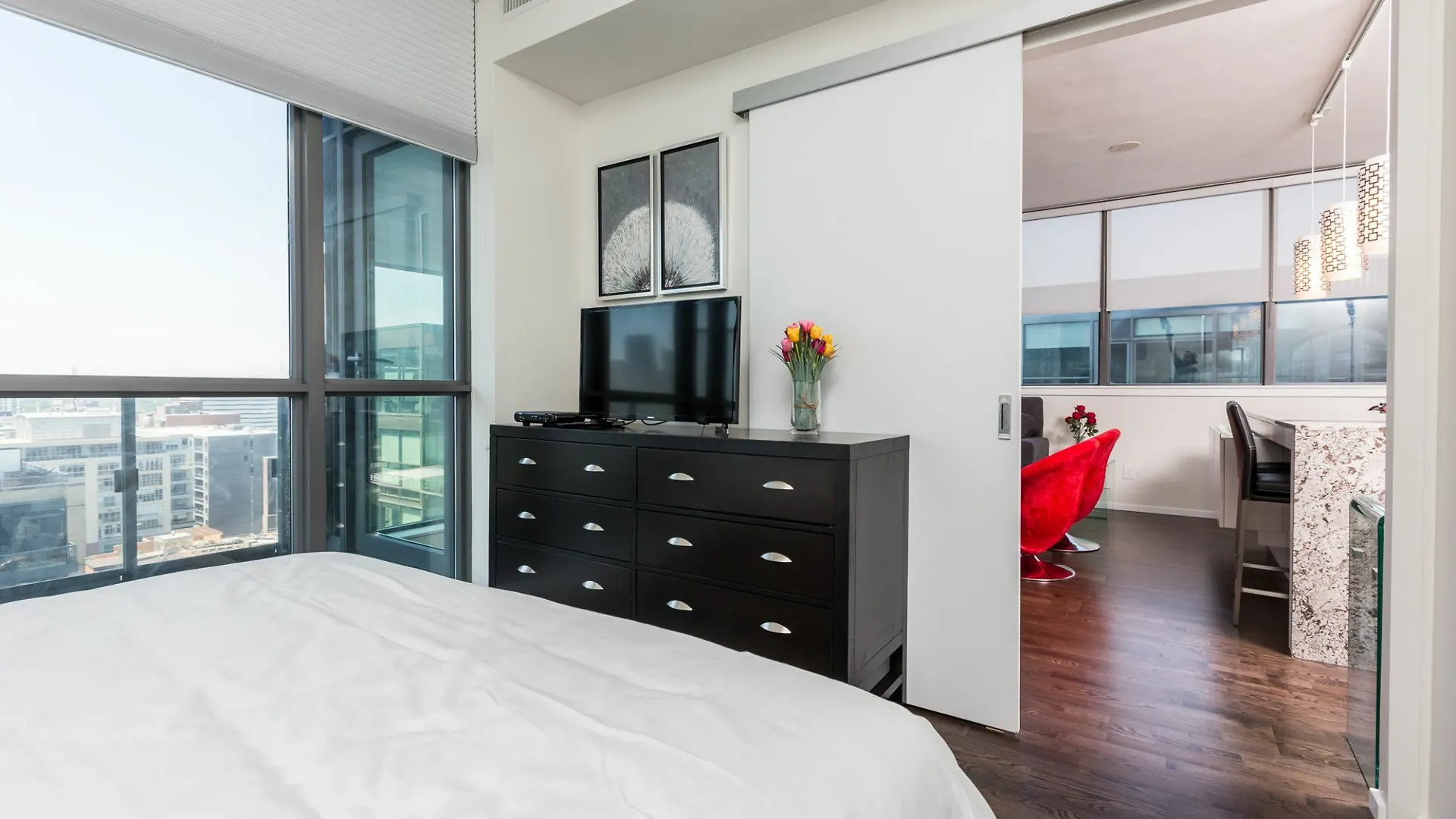 Applewood Suites - King & Spadina Toronto Canada